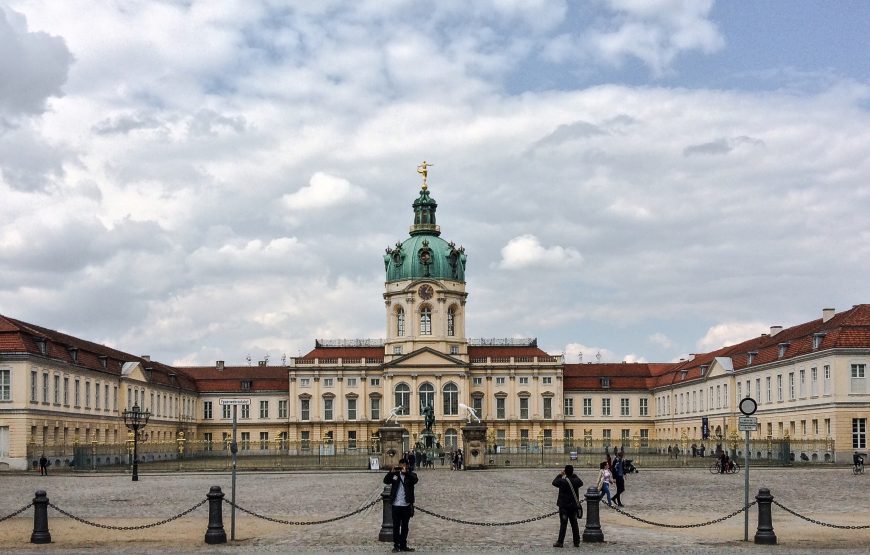 Tour du lịch 7 ngày 6 đêm: Du xuân Châu Âu Pháp – Luxembourg – Bỉ – Hà Lan