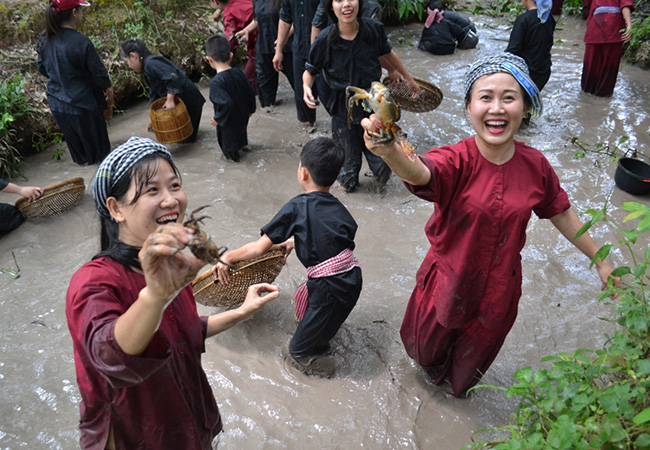 LỊCH TRÌNH TOUR